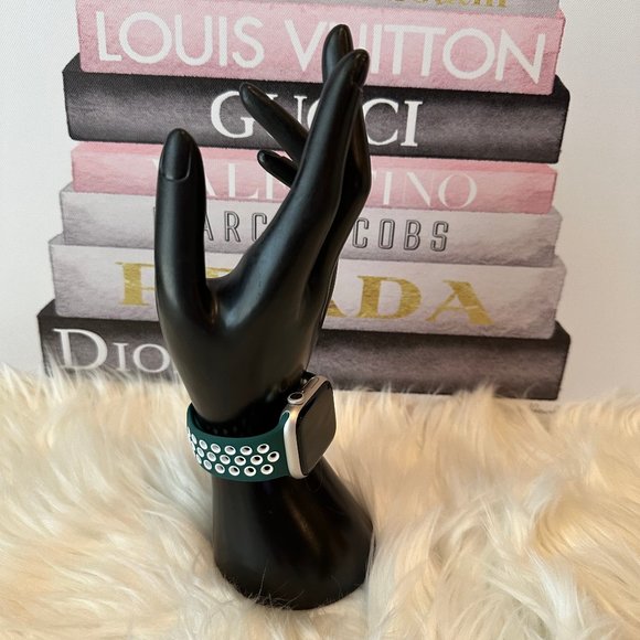 Silicone Replacement Watch Strap for Apple Watch - Picture 10 of 17